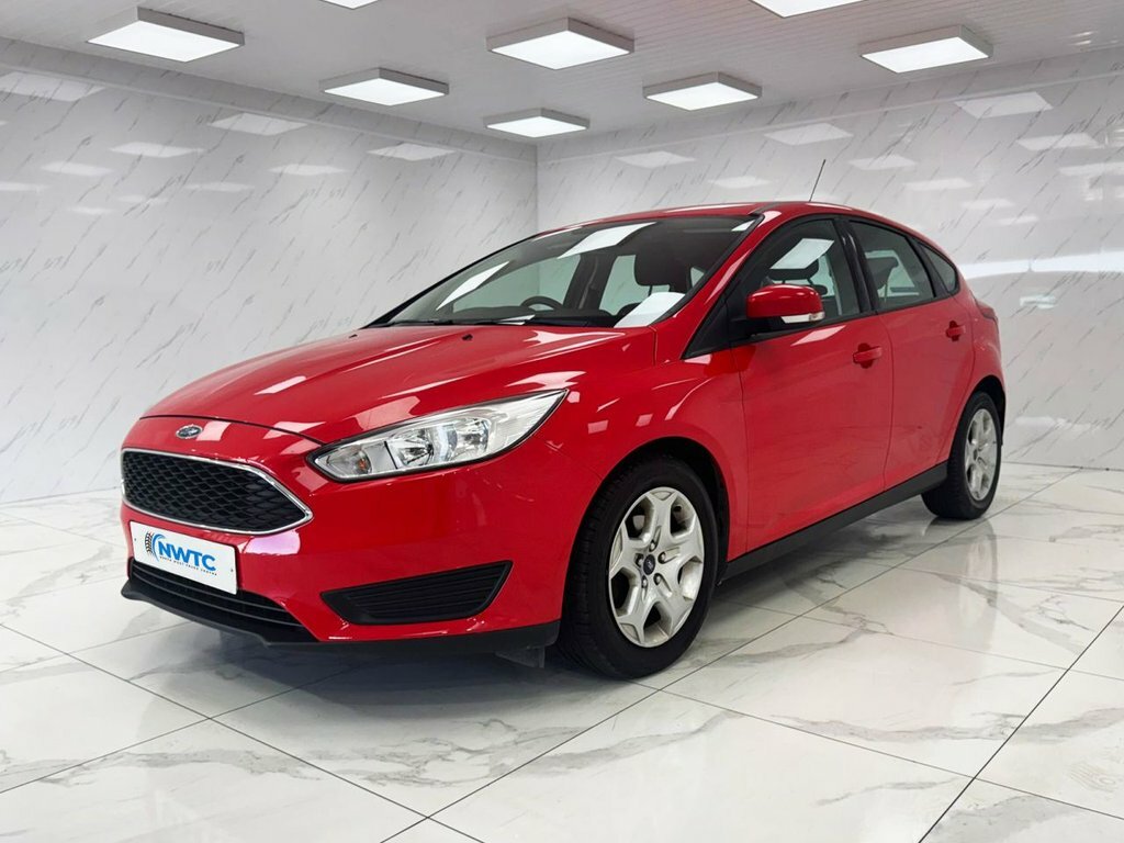 Ford Focus 1L Style Red #4