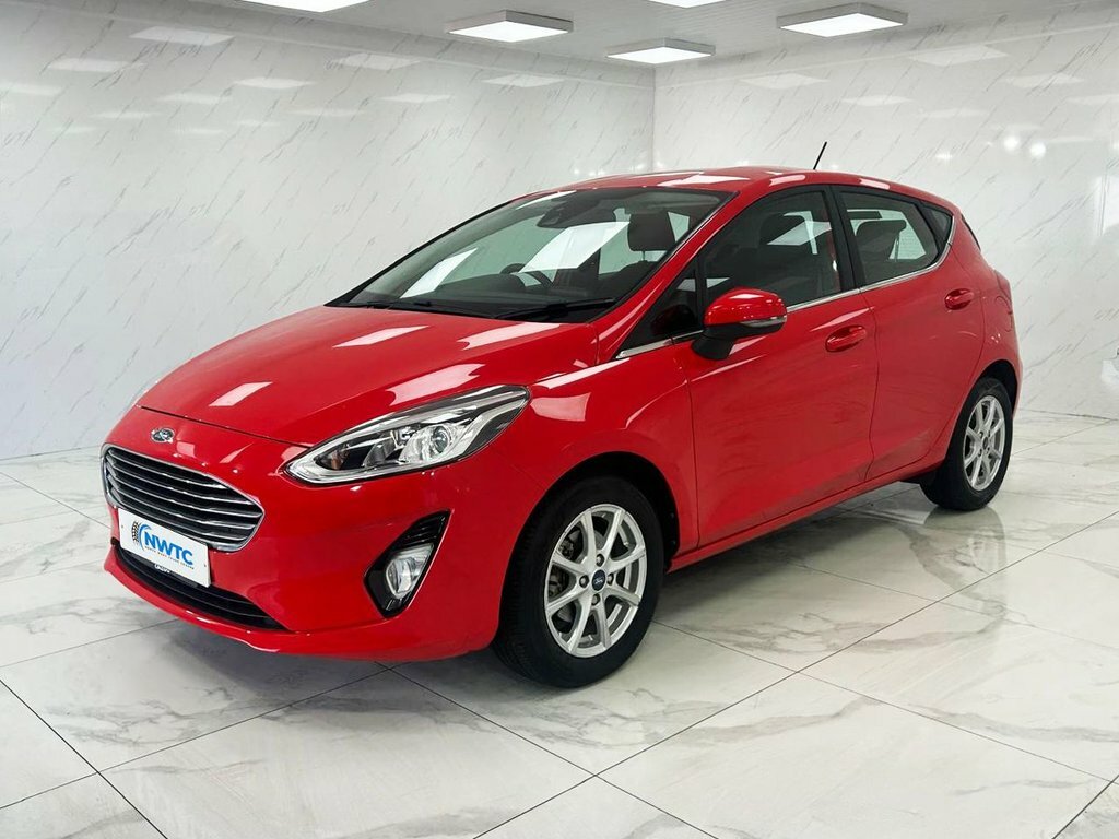 Ford Fiesta 1L Zetec WJ67YWW Red #4