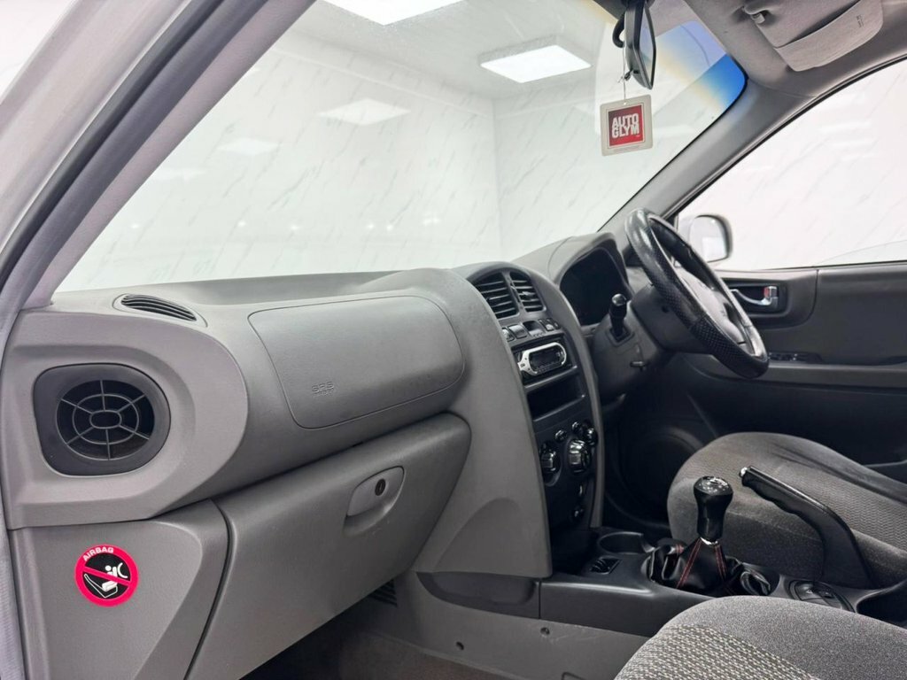 Hyundai Santa Fe 2.4 5dr Red #12