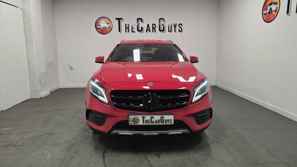 Mercedes-Benz GLA Class 1.6 Gla180 Amg Line Edition Suv Red #4