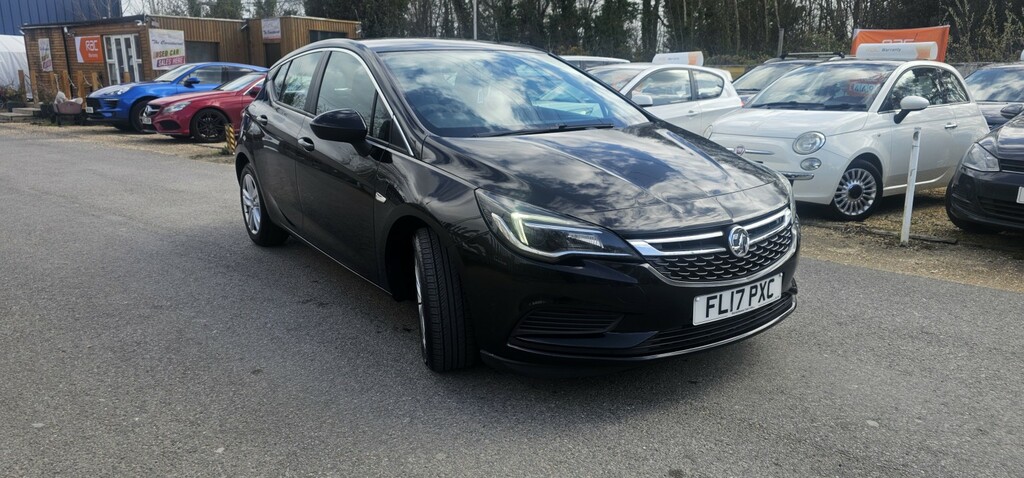 Vauxhall Astra Hatchback 1.6 Cdti Ecoflex Design 2017 Black