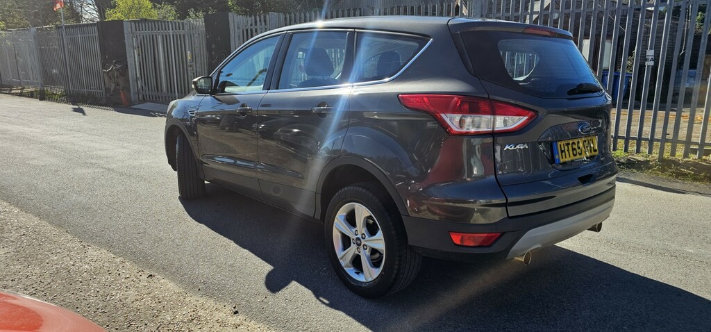 Ford Kuga Suv 2.0 Tdci Zetec 2016 HT65OVL Grey #5