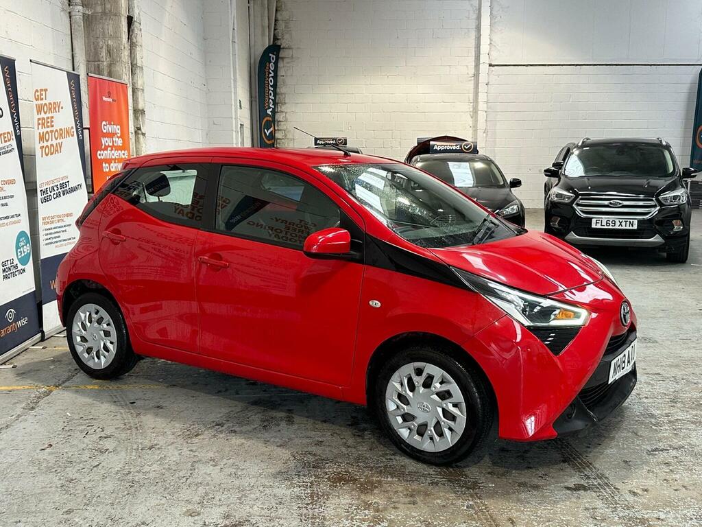 Toyota Aygo Hatchback 1.0 Vvt-i X-play Euro 6 201818 MH18AAU Red #3