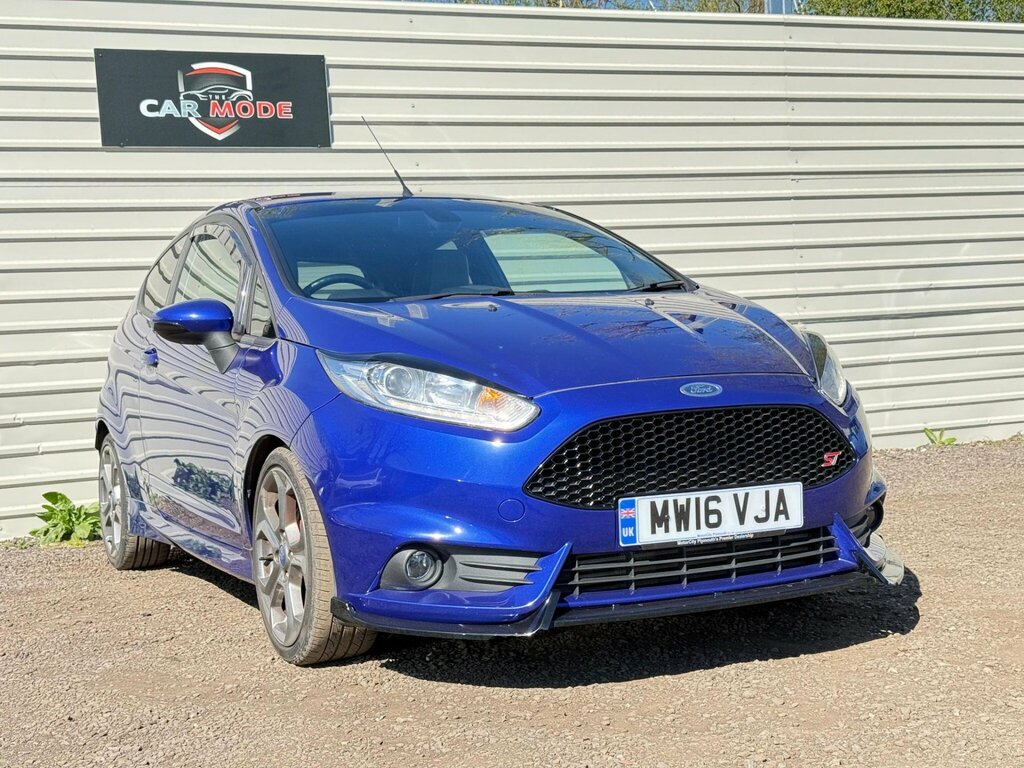 Ford Fiesta 1.6T Ecoboost St-3 Euro 6 Blue