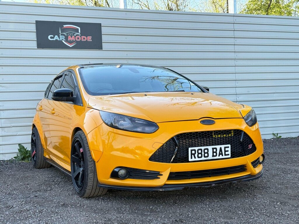 Ford Focus 2.0T Ecoboost St-2 Euro 5 Ss Yellow
