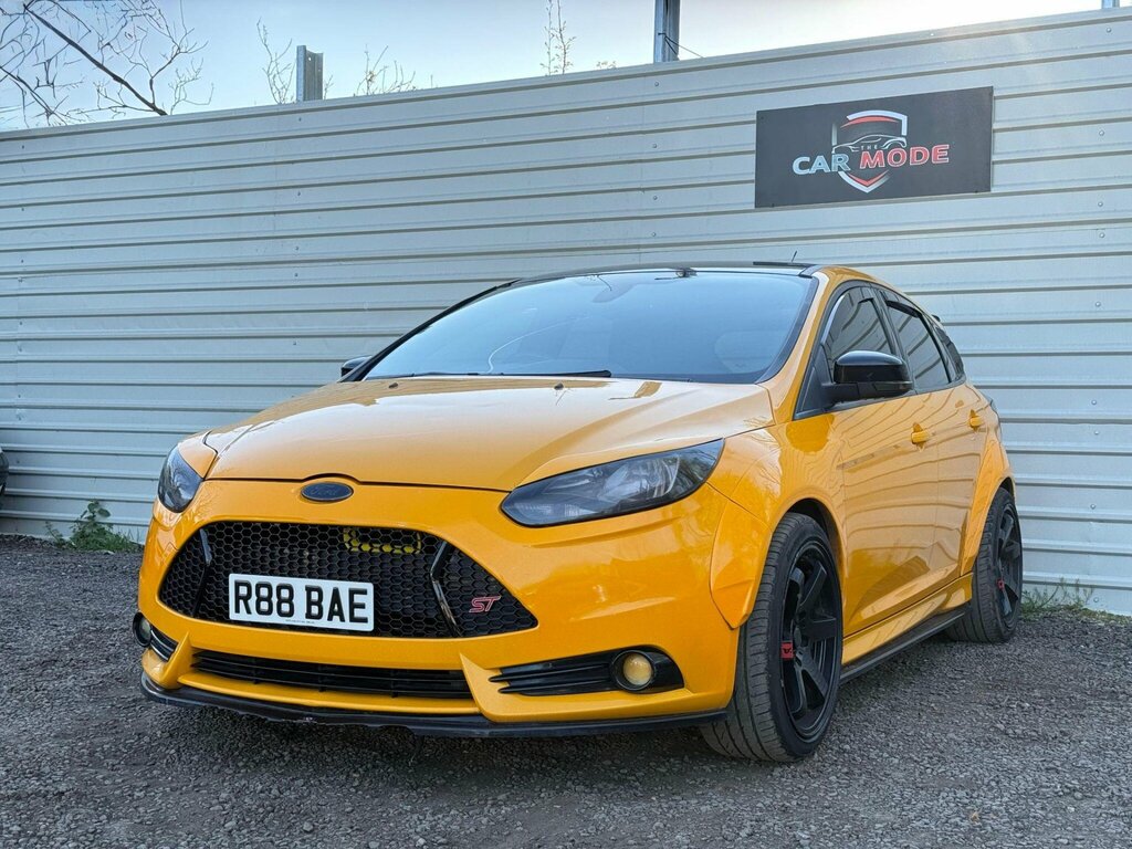 Ford Focus 2.0T Ecoboost St-2 Euro 5 Ss R88BAE Yellow #4