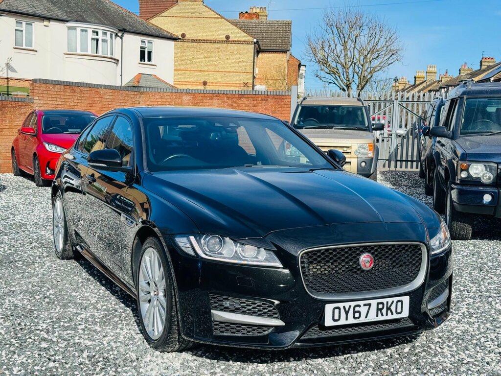 Jaguar XF 2.0D R-sport Awd Euro 6 Ss OY67RKO Black #3
