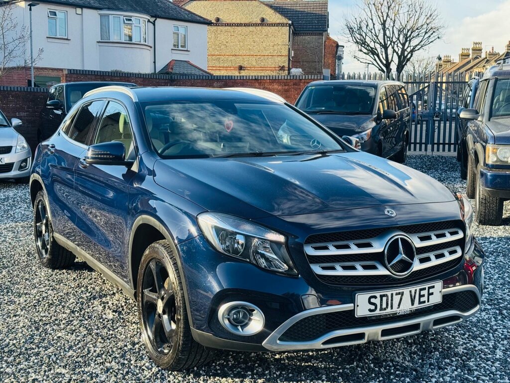 Mercedes-Benz GLA Class 2.1 Gla200d Sport Euro 6 Ss SD17VEF Blue #3