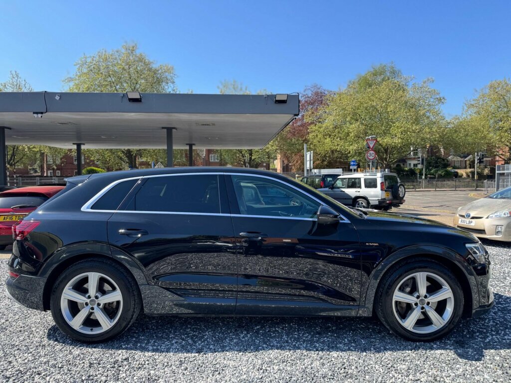 Audi E-tron 50 Technik Quattro 71.2Kwh RE20RDX Black #2