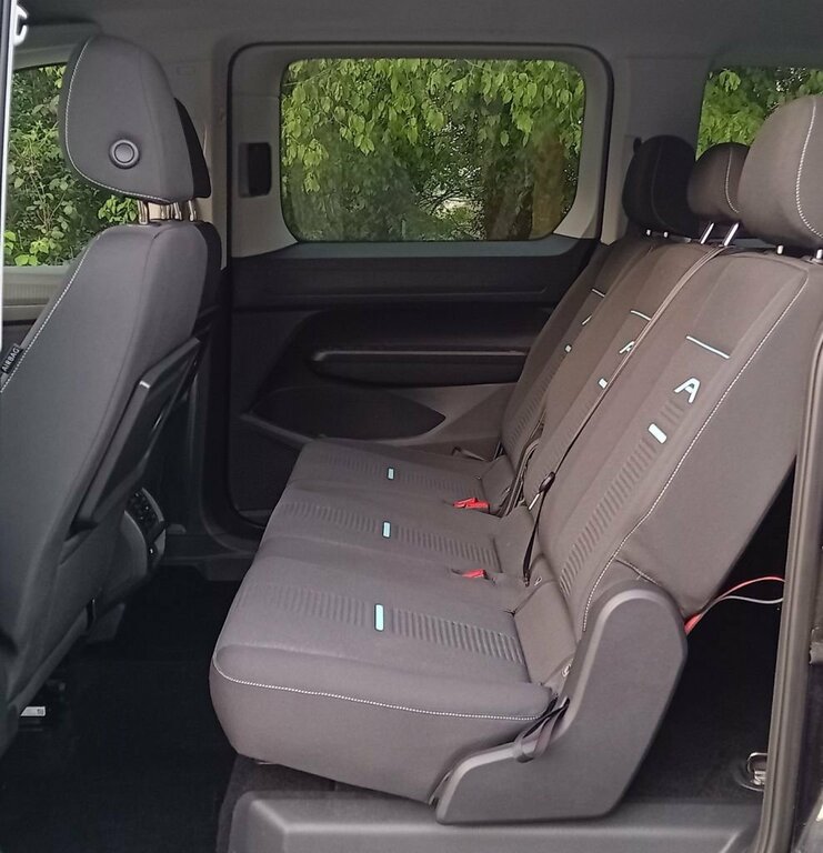 Ford Grand Tourneo Connect 1.5L Active Blue #3