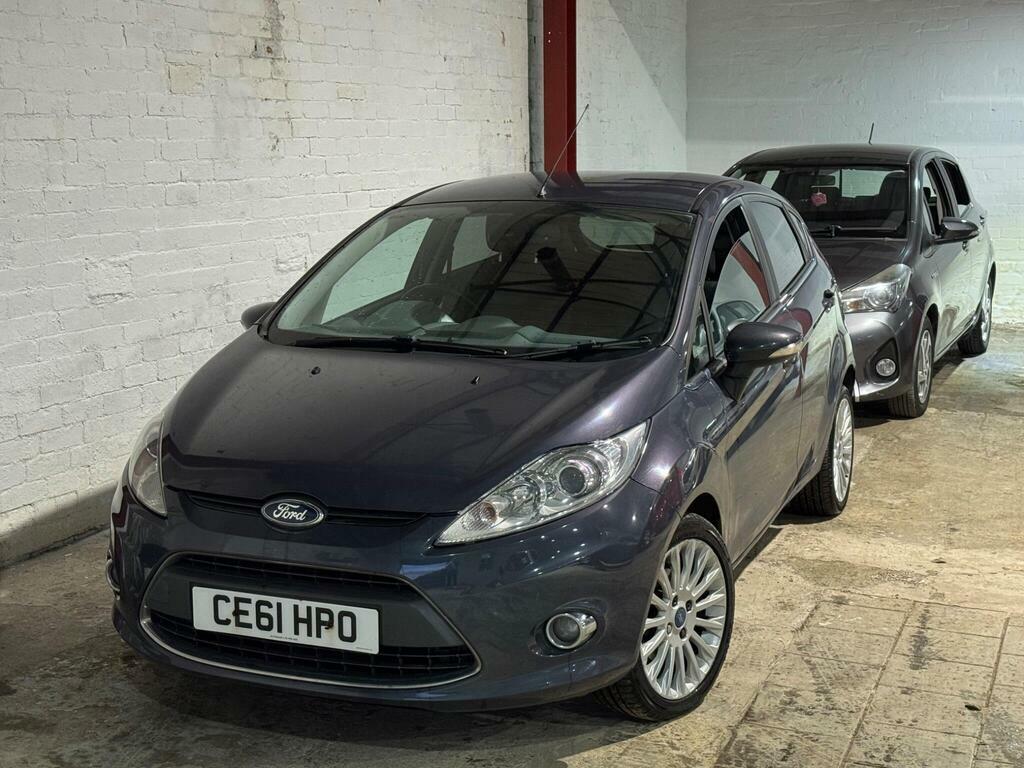 Ford Fiesta 1.4 Tdci Dpf Titanium Grey