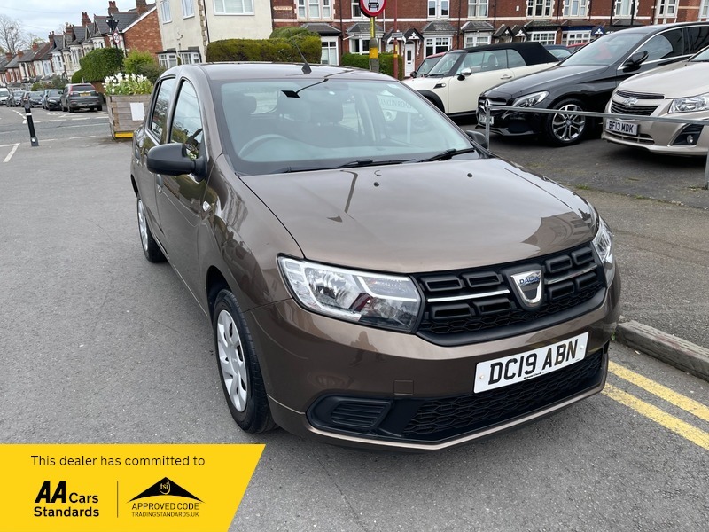 Dacia Sandero Essential Tce DC19ABN Brown #2