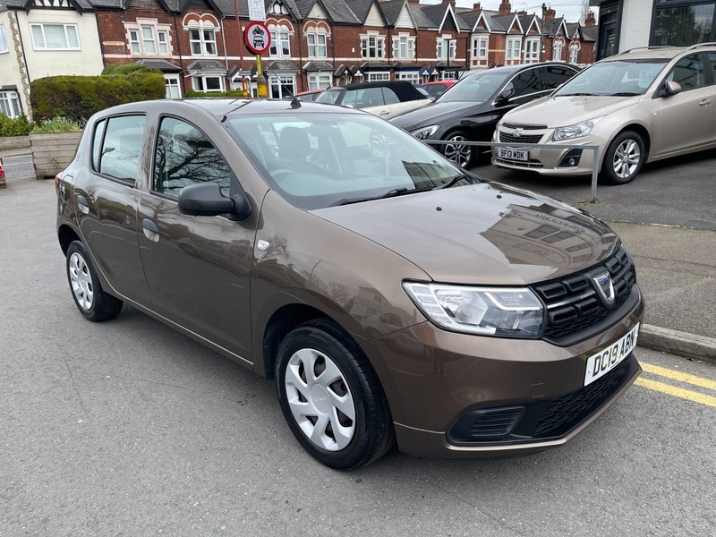 Dacia Sandero Essential Tce DC19ABN Brown #4