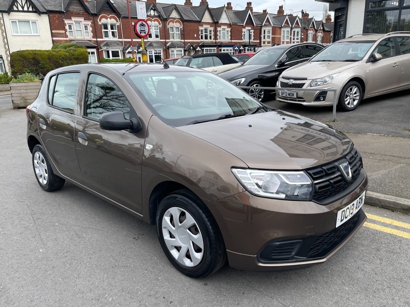 Dacia Sandero Essential Tce DC19ABN Brown #6