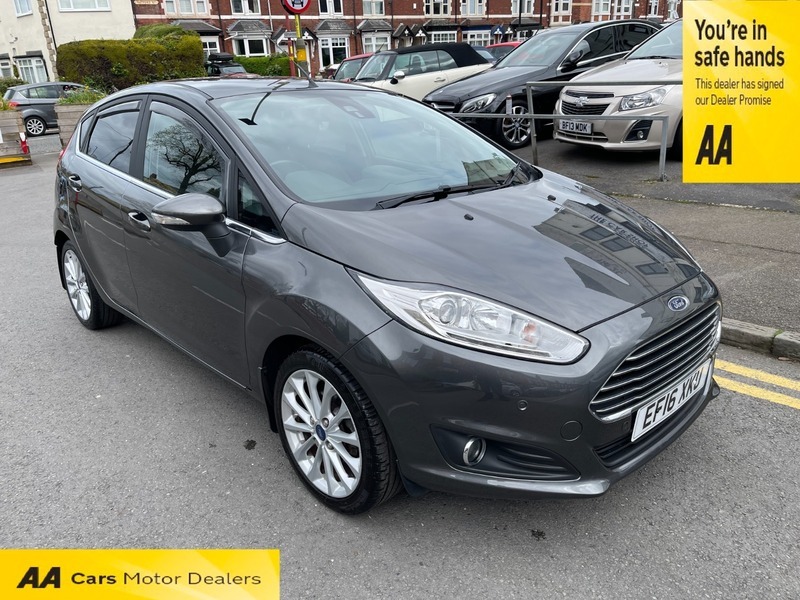 Ford Fiesta Titanium X Grey