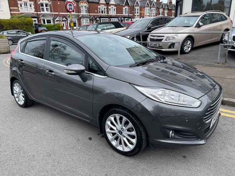 Ford Fiesta Titanium X Grey #4
