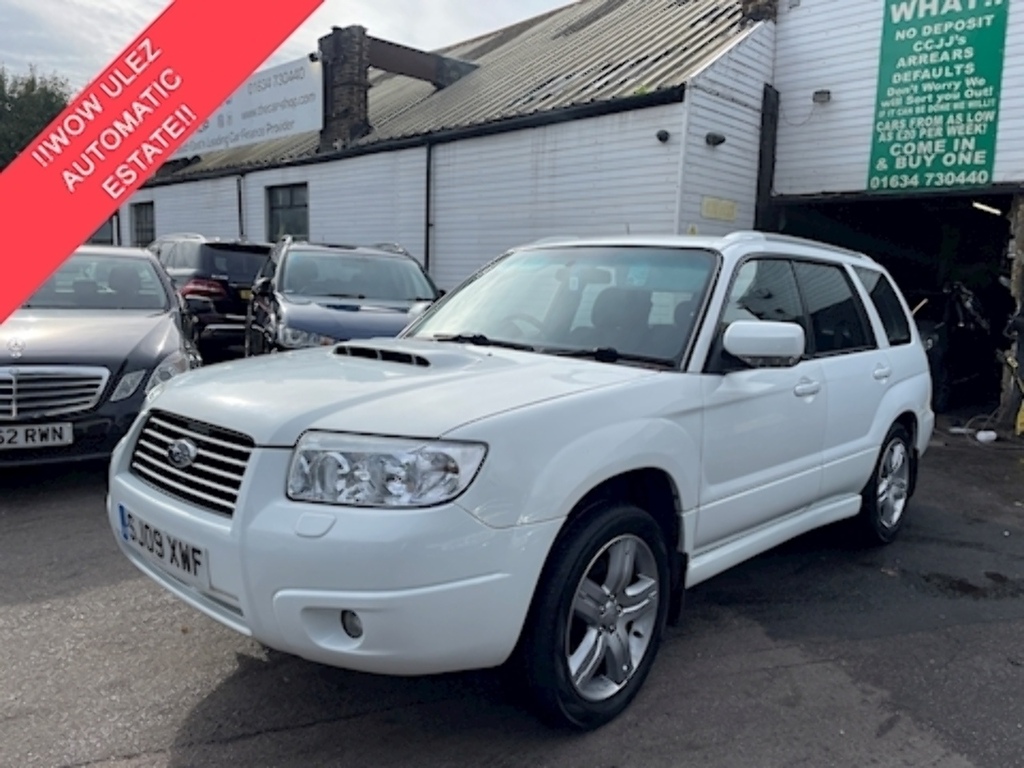Subaru Forester Xt White