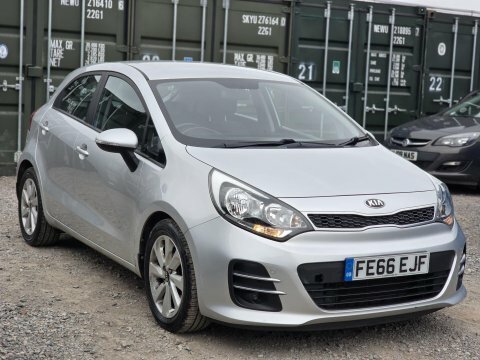 Kia RIO 1.4 2 Hatchback FE66EJF Silver #5