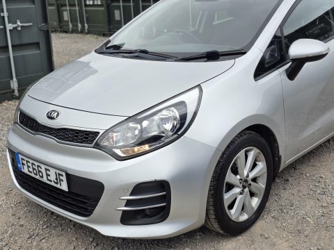 Kia RIO 1.4 2 Hatchback FE66EJF Silver #3
