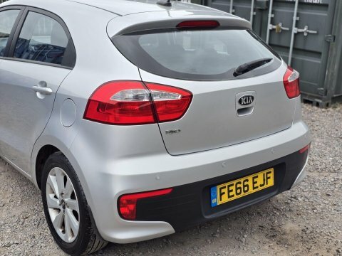 Kia RIO 1.4 2 Hatchback FE66EJF Silver #4