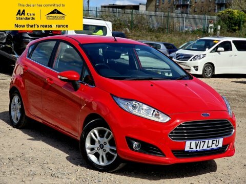 Ford Fiesta 1.0T Ecoboost Zetec Red