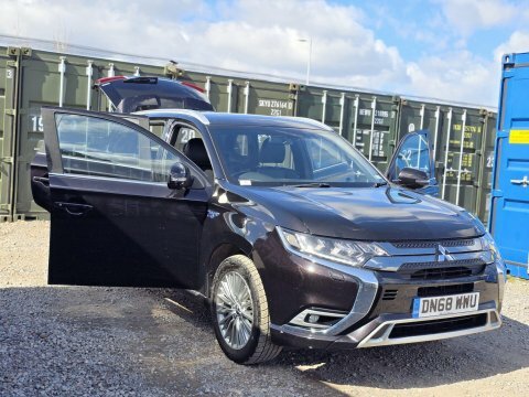 Mitsubishi Outlander 2.4H Twinmotor 13.8Kwh DN68WWU Black #6