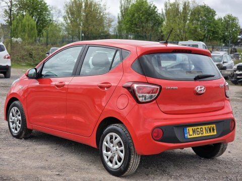 Hyundai I10 1.2 Se Hatchback Red #4