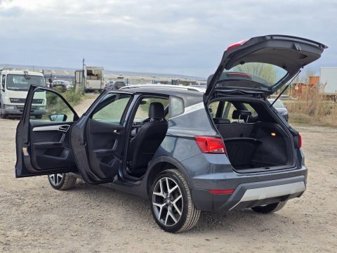 Seat Arona 1.6 Tdi Xcellence Grey #4