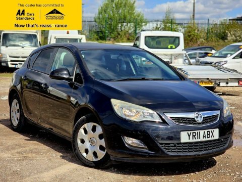 Vauxhall Astra 1.6 16V Exclusiv Black
