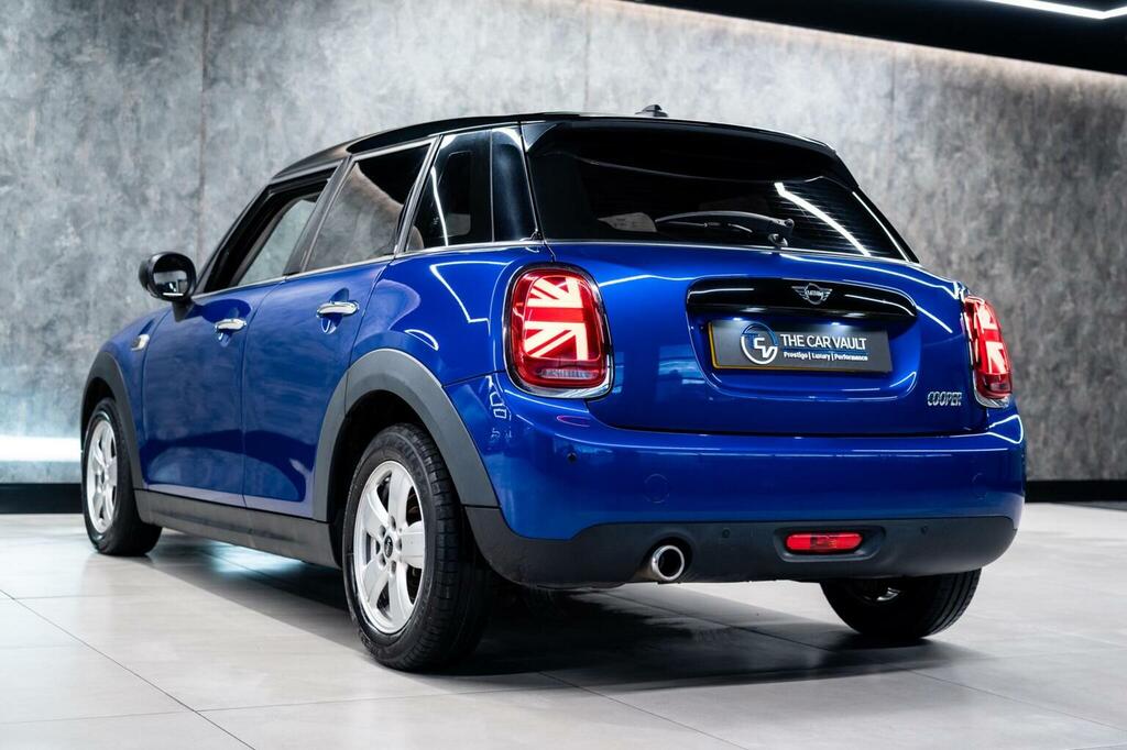 Mini Hatch 1.5 Cooper Classic Euro 6 Ss LR69PXO Blue #4