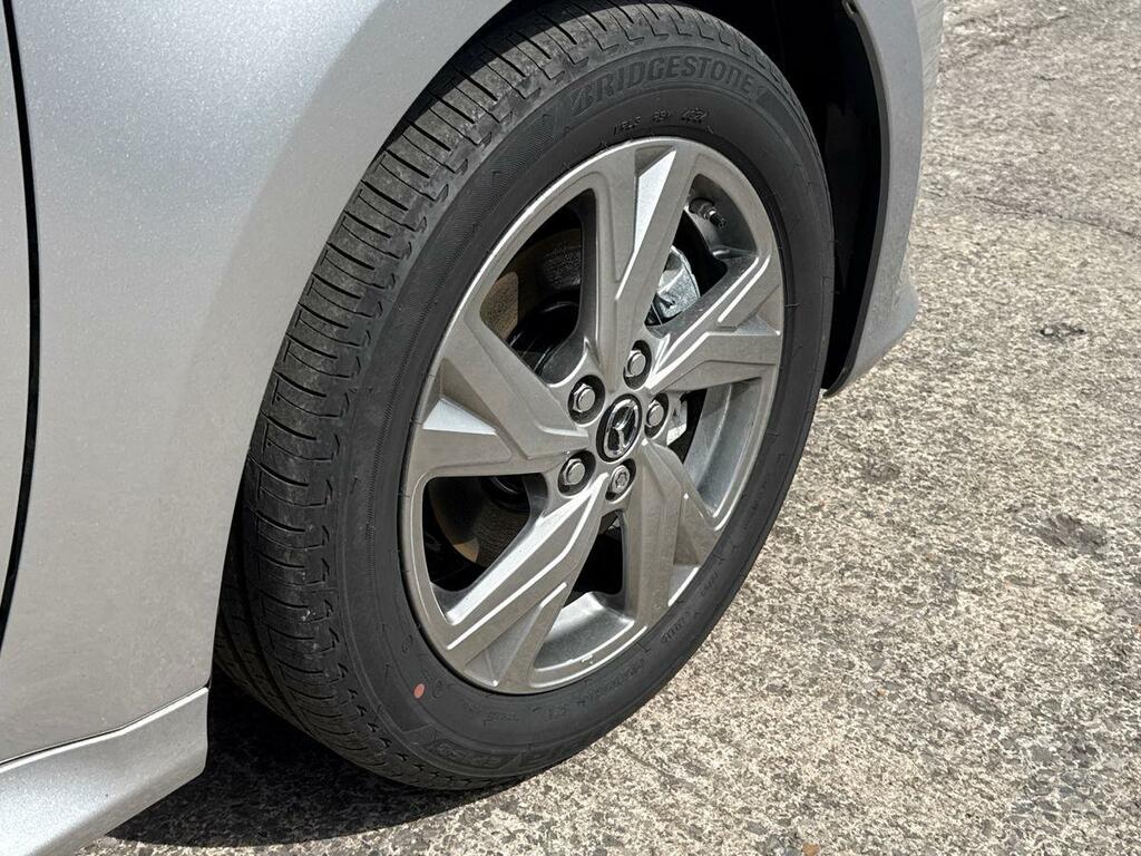 Mazda 2 1.5I Hybrid Exclusive Line Cvt CV75OBL Silver #4