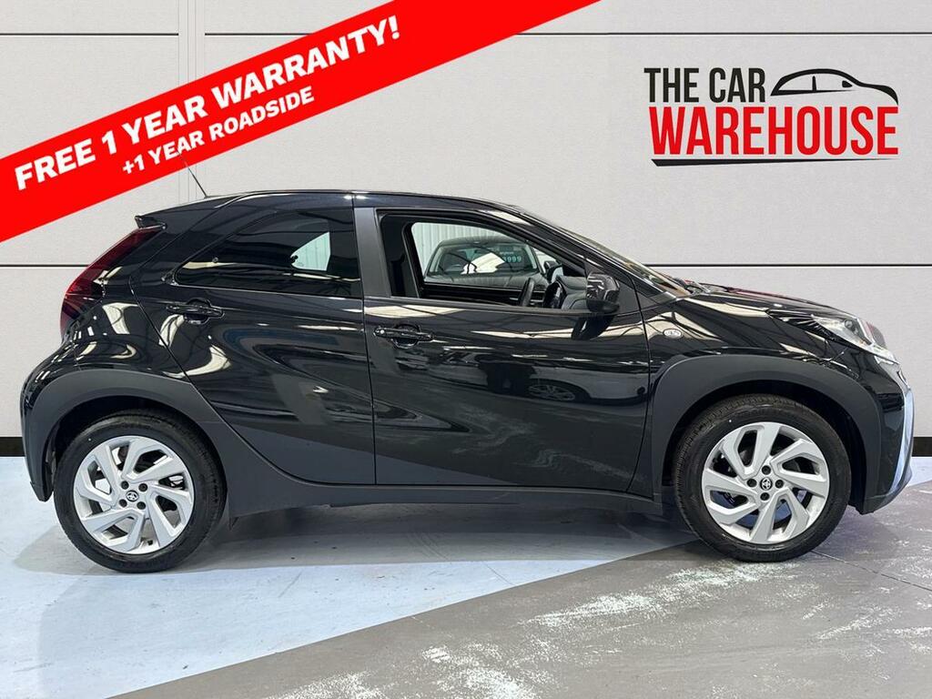 Toyota Aygo X 1.0 Vvt-i Pure SM72WFB Black #6