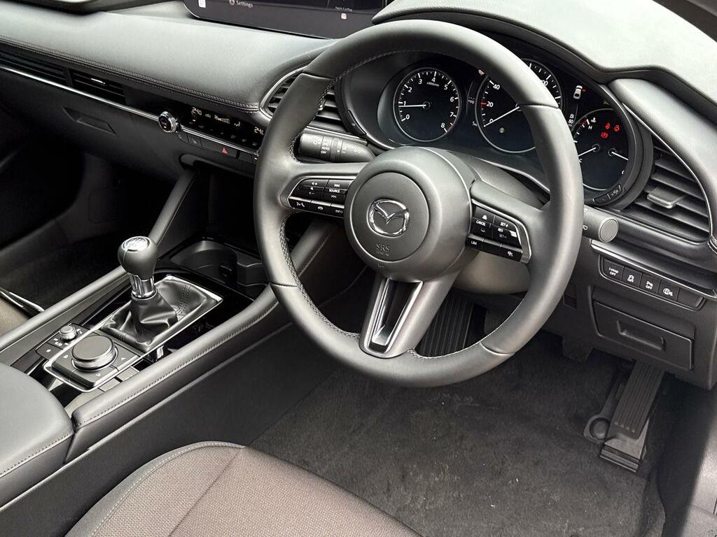 Mazda 3 2.5 E-skyactiv G Mhev 140 Centre-line Grey #3