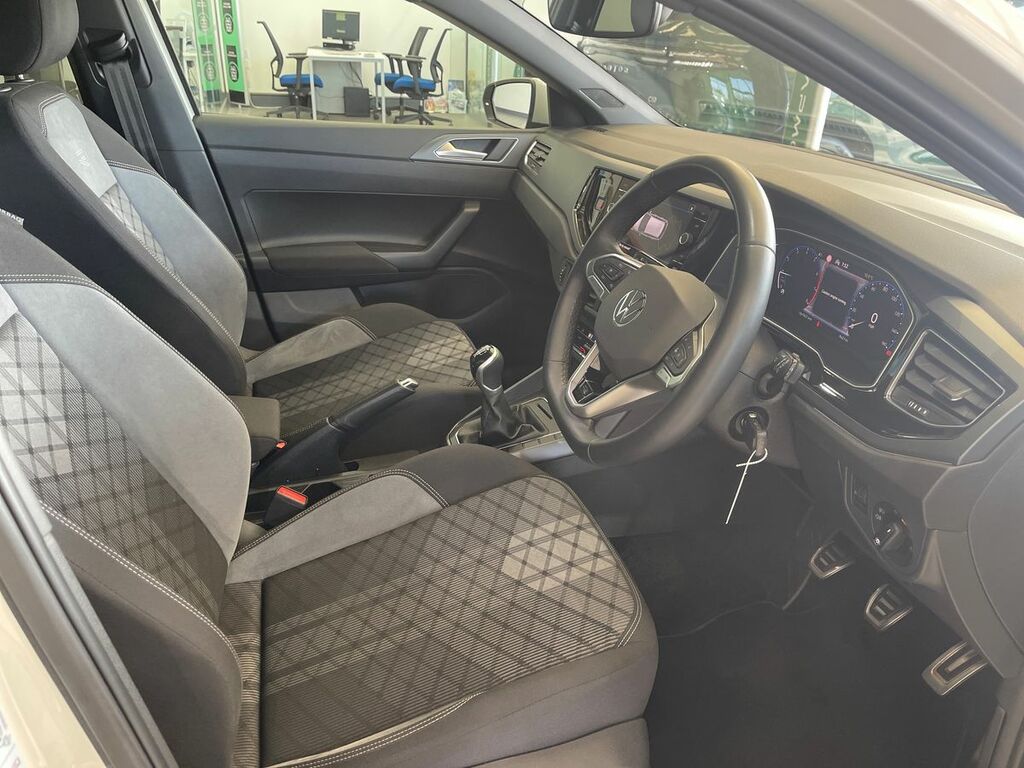 Volkswagen Polo 1.0 Tsi R-line CA24VSO Grey #3
