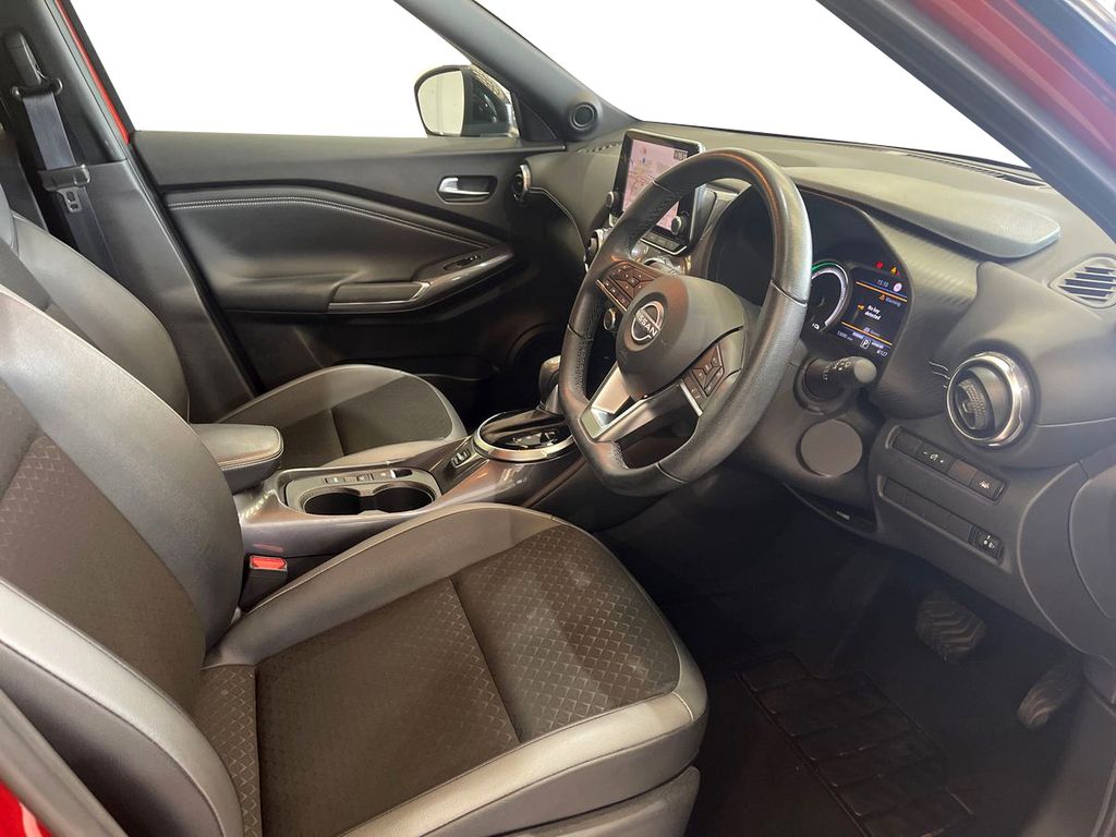 Nissan Juke 1.6 Hybrid N-connecta CU23XFF Red #3