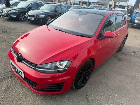 Volkswagen Golf 2.0 Golf Gtd YE53NAZ Red #3