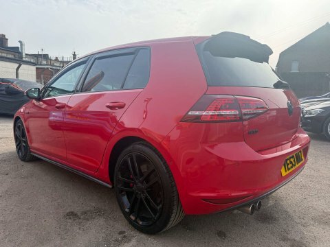 Volkswagen Golf 2.0 Golf Gtd YE53NAZ Red #4