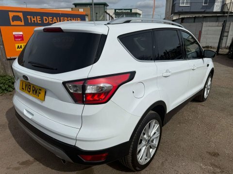 Ford Kuga 1.5 Kuga Titanium LY19RKF White #4