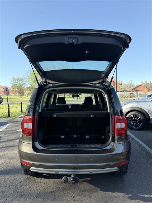 Skoda Yeti Se Tsi YR65LWG Brown #6