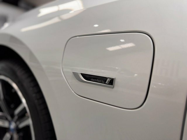 BMW 3 Series 2.0 330E 12Kwh M Sport Saloon Plug-in H NG72UEB White #3