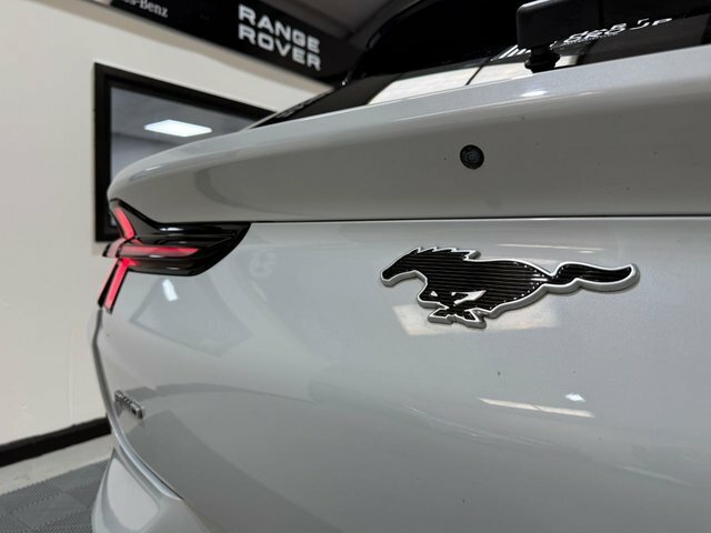 Ford Mustang Mach-E Extended Range 91Kwh Suv Aw BU22GBE White #5