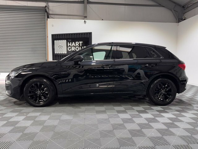 Audi A3 1.0 Tfsi 30 Technik Sportback S Tronic DE21NWO Black #4