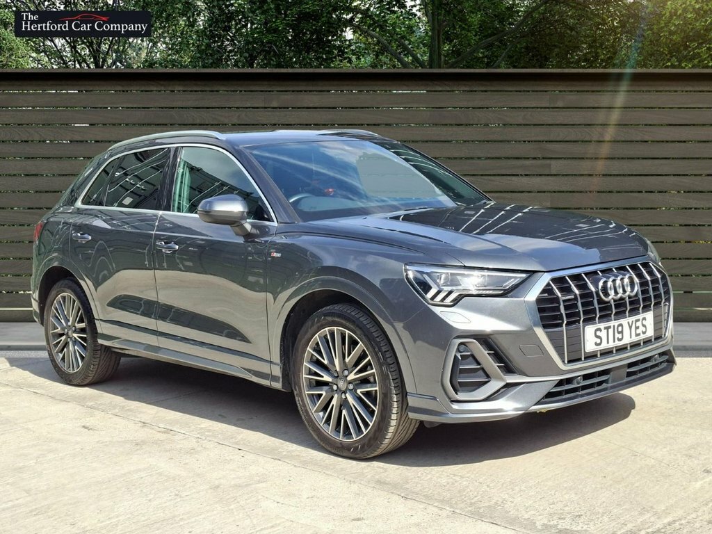 Audi Q3 2L S Line Grey