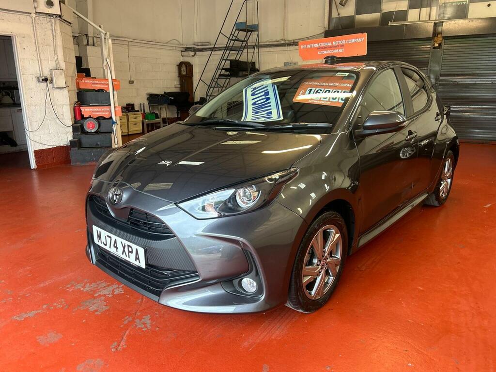 Toyota Yaris Hatchback 1.5 Vvt-h Icon E-cvt Euro 6 Ss 2 MJ74XPA Grey #4