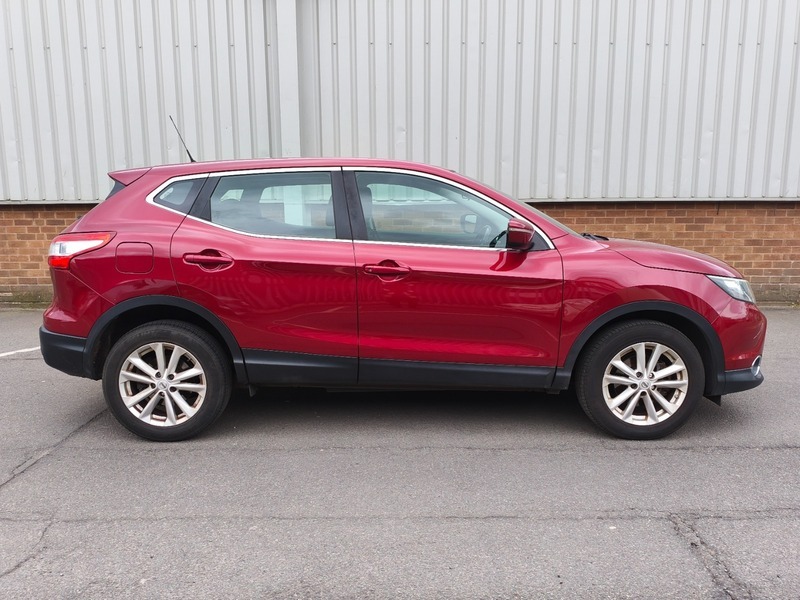 Nissan Qashqai Dci Acenta SN14YWE Red #2