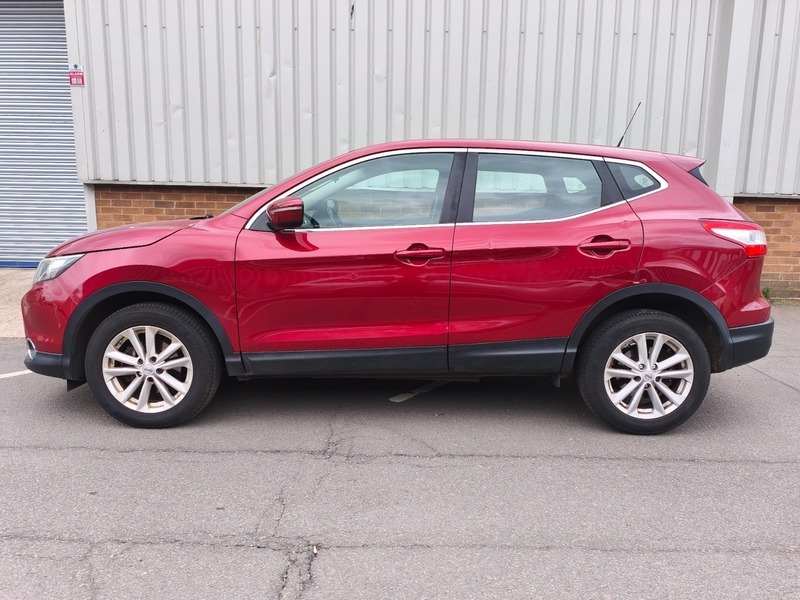 Nissan Qashqai Dci Acenta SN14YWE Red #3