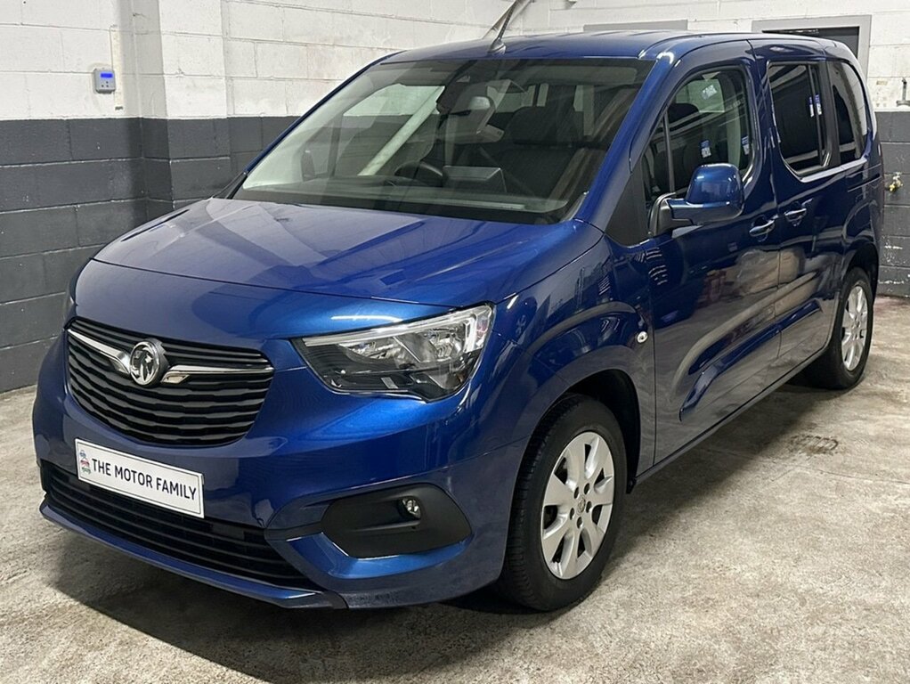 Vauxhall Combo Life 1.2 Turbo 130 Se GU21OMF Blue #4