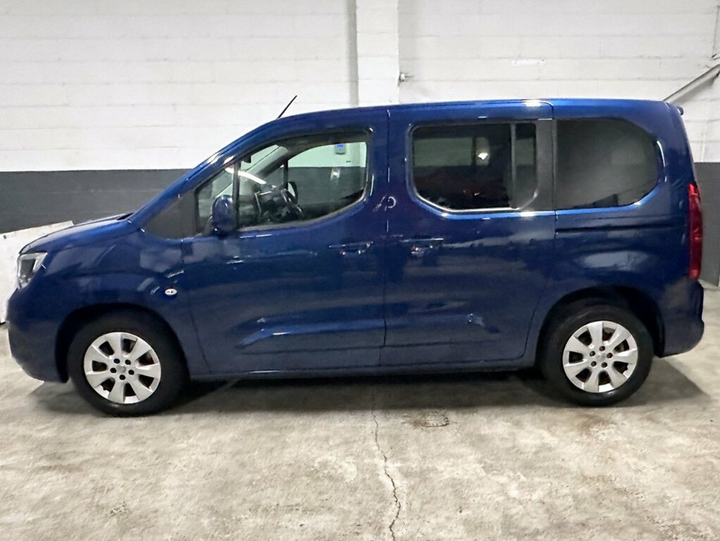 Vauxhall Combo Life 1.2 Turbo 130 Se GU21OMF Blue #5