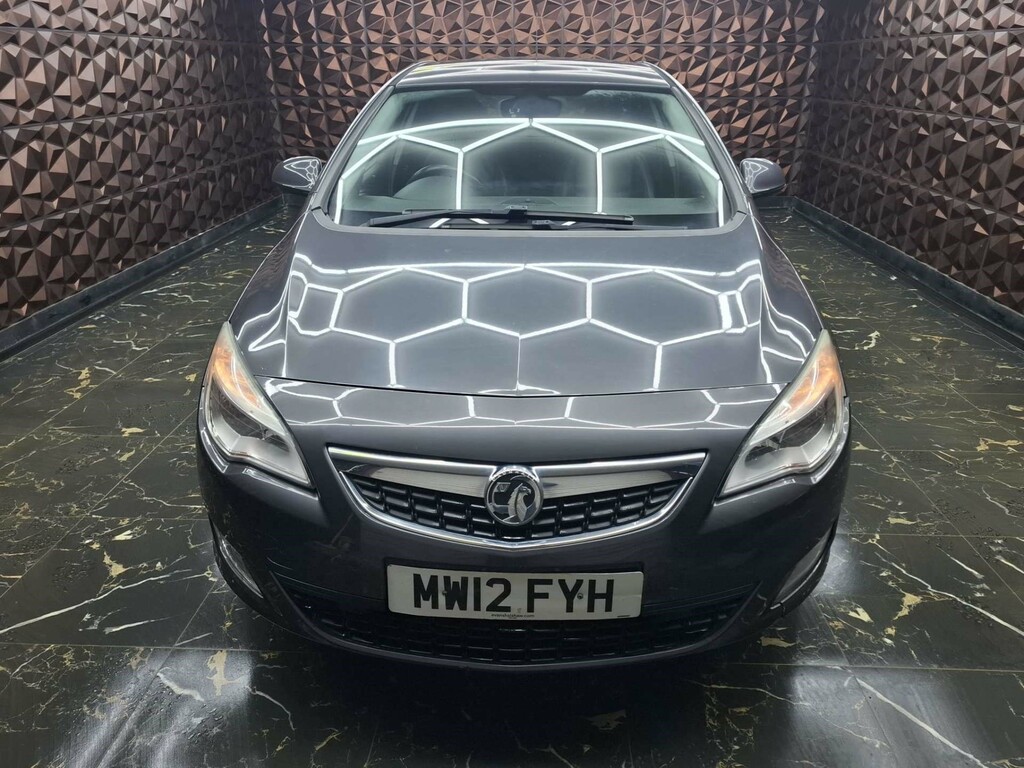 Vauxhall Astra Elite Cdti MW12FYH #3