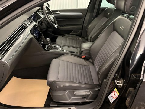Volkswagen Passat 2.0 Tdi R-line BA19XEB #4